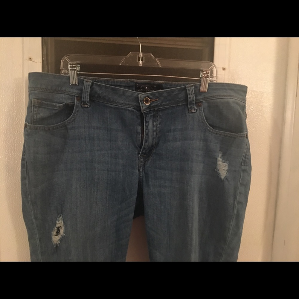 Lucky Brand distressed jeans size 16W